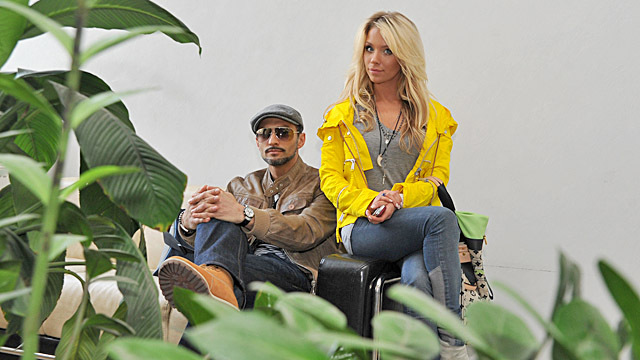 Девушка Блонда и Kishe