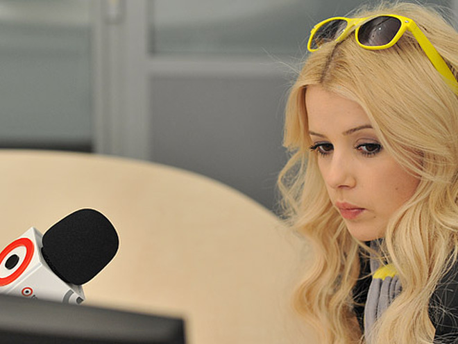 Мика Ньютон