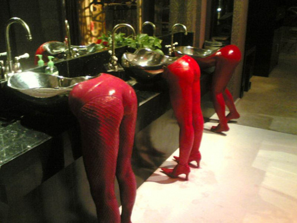 ТОП 15 туалетов, которые "стоит" посетить