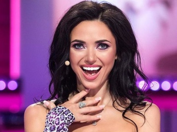 Ексучасниця «НеАнгелів» Вікторія Сміюха виїхала до РФ під час війни — блогер