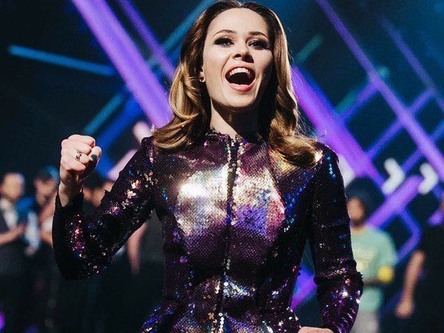 Юлия Санина