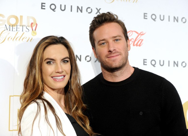 Элизабет Чеймберс и Арми Хаммер