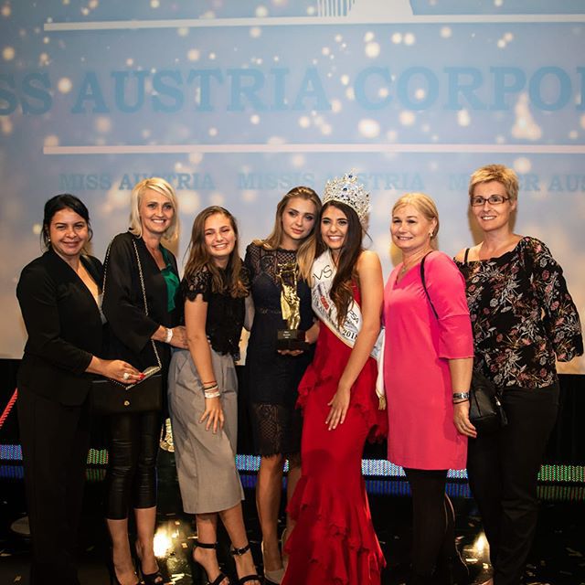 Даніела Зівков