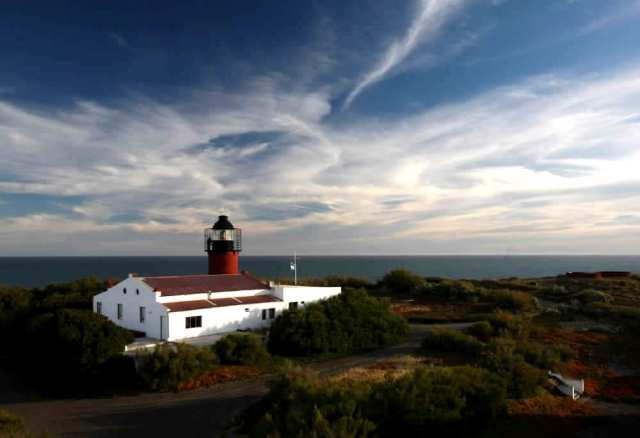Отели на маяках: лучик света в море - Punta Delgada - полуостров Вальдес, Аргентина