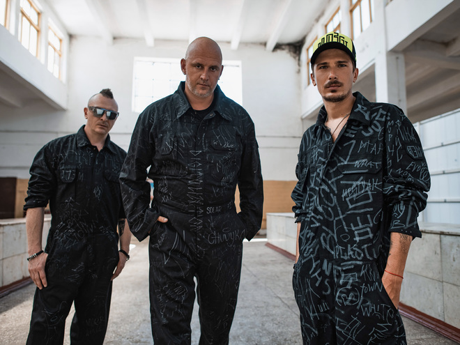 Группа MOZGI спела на украинском языке и показала настоящую Украину в новом клипе