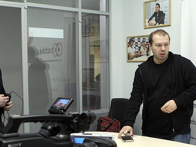 Денис Олейников