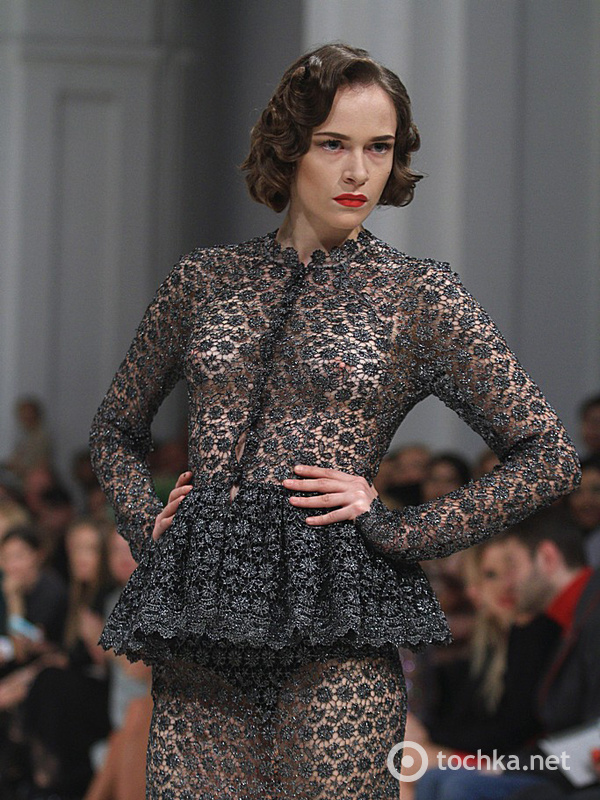 показ ANOUKI BICHOLLA