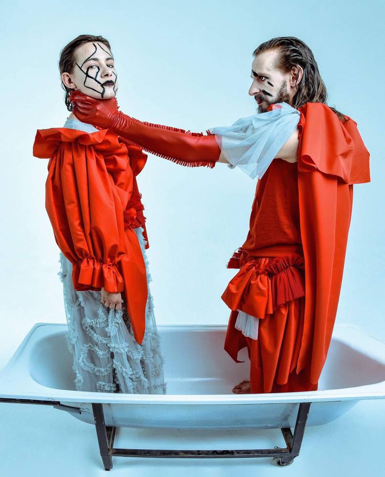 Театр "Мізантроп" презентував провокаційний фотопроект UBU THE KING