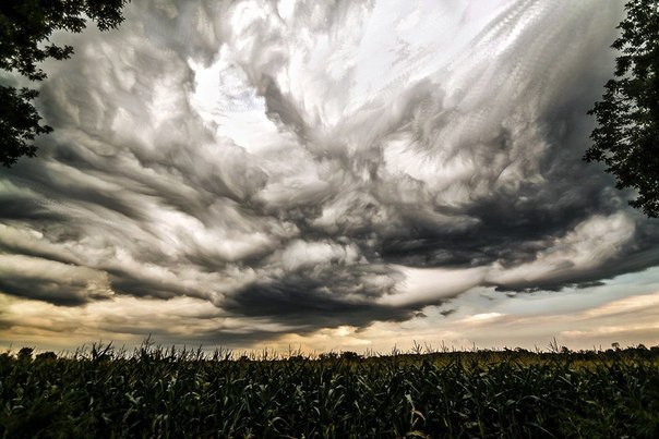Завораживающие фотографии неба от Мэтта Маллоу