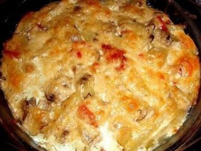 Запеканка из картофеля с шампиньонами и курицей