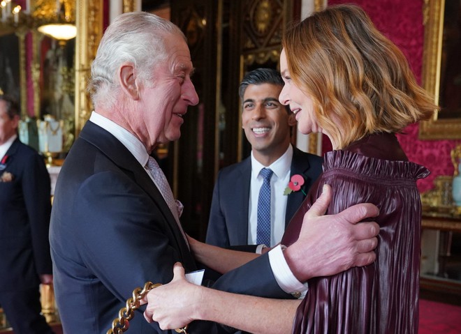 Король Чарльз III и Стелла Маккартни