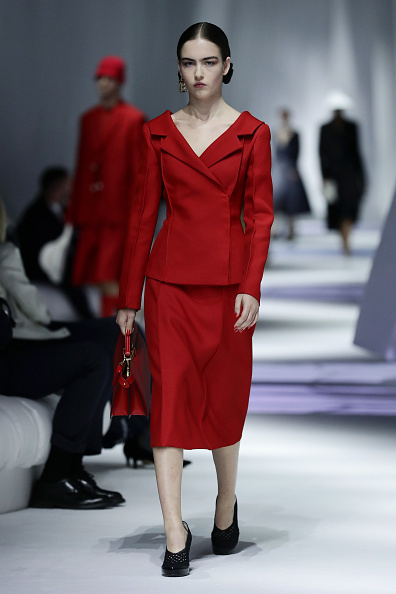 Fendi коллекция весна-лето 2021