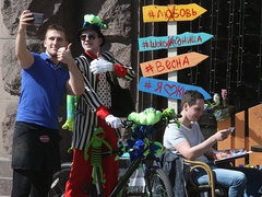 День сміху 2017 Києві: маскарадний велопарад на Хрещатику