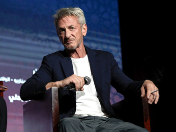 Шон Пенн заговорив українською: актор зачитав рядки з «Червоної рути»