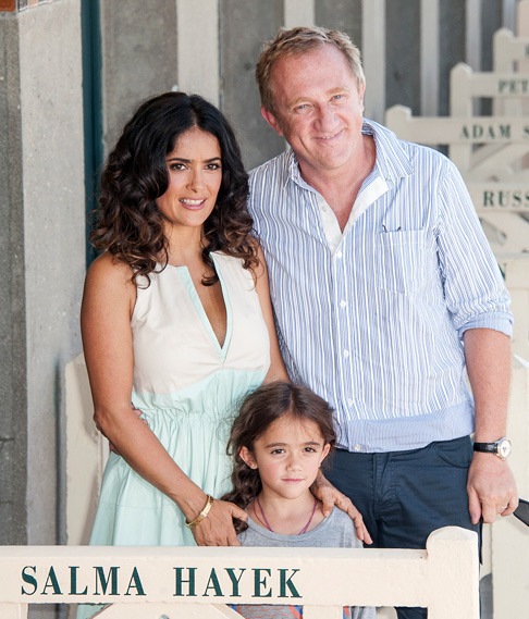 дочь Сальмы Хайек
