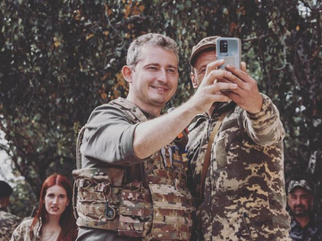 Коля Серга та його батько святкують дні народження: обидва – у лавах ЗСУ