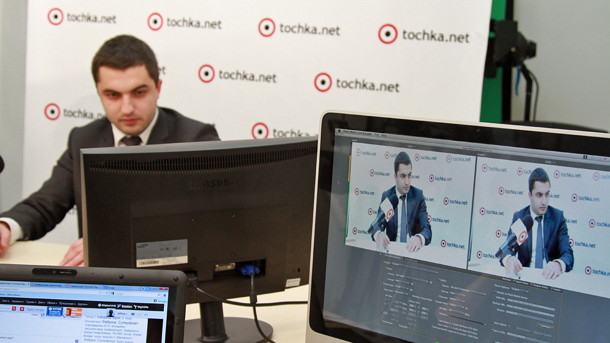 Євген Ларін