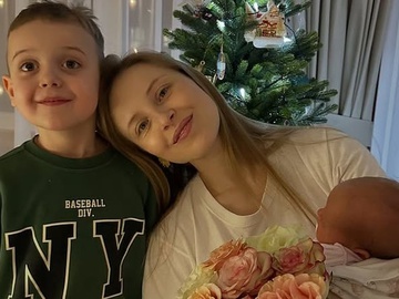 Зірка «Кріпосної» Сагайдачна потрапила до лікарні з місячною донькою