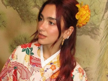 Дуа Ліпа показала, як в образі гейші проводять японську чайну церемонію