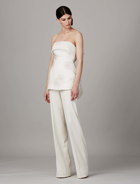 Весільний костюм