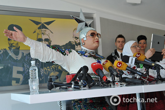 Пресс-конференция Верки Сердючки