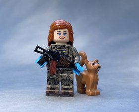 Фигурка LEGO с украинским парамедиком
