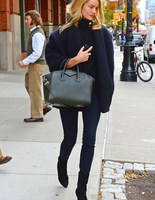 Звездный тренд: водолазки