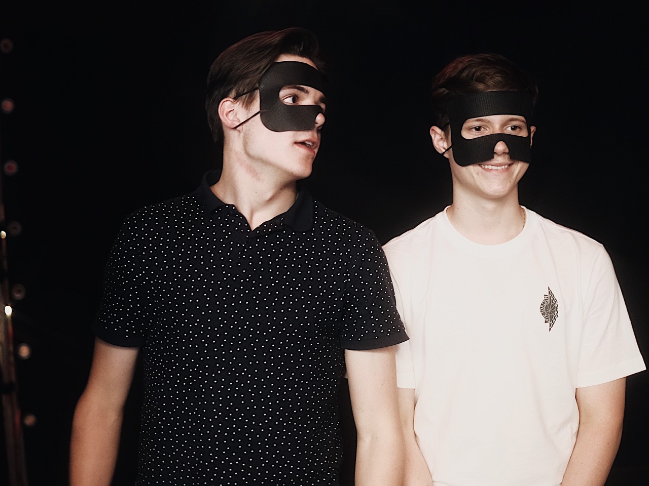 В Киеве прошла селебритиз-презентация игры RevolVR "Дикий запад"