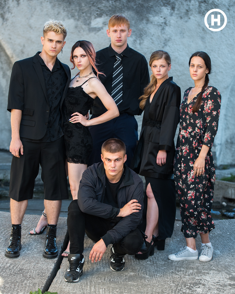 "Перші ластівки. Zалежні"