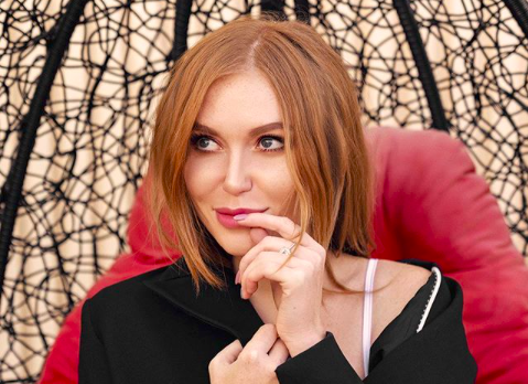 Слава Каминская