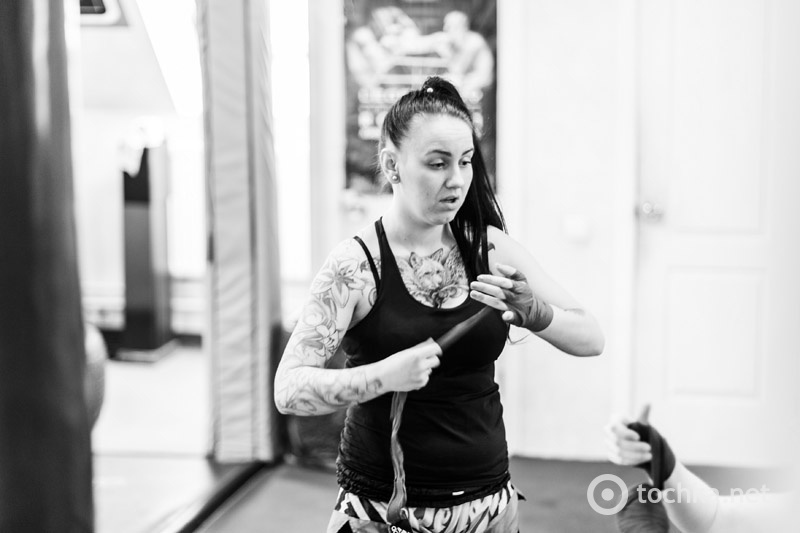 Девушка в спорте: тайский бокс