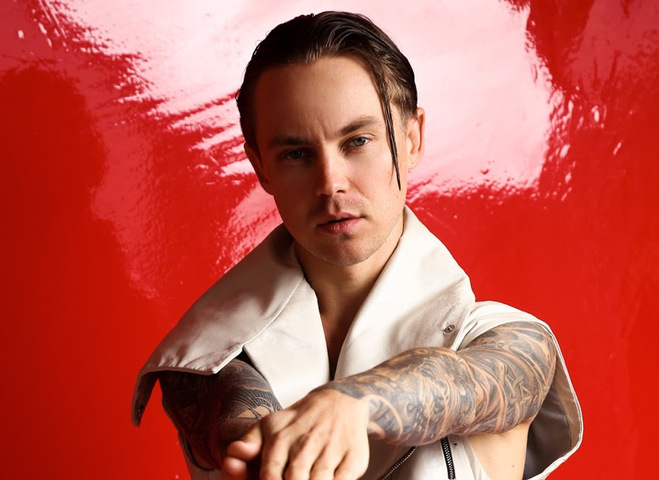 Артем Пивоваров