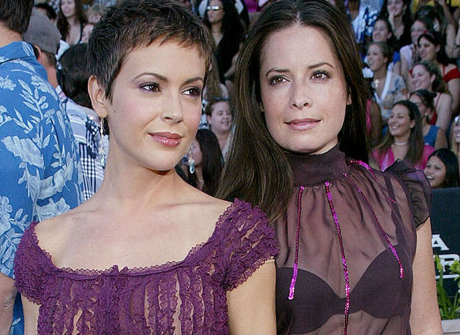 Алисса Милано и Холли Мэри Комбс