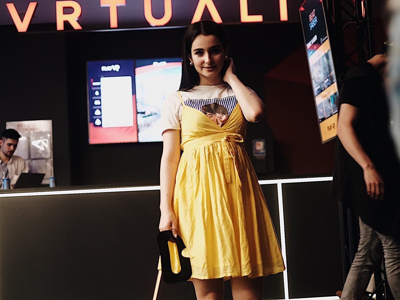 В Киеве прошла селебритиз-презентация игры RevolVR "Дикий запад"