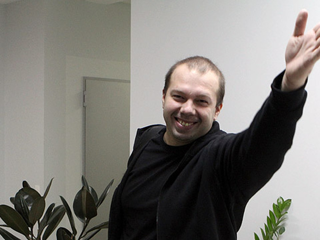 Денис Олейников