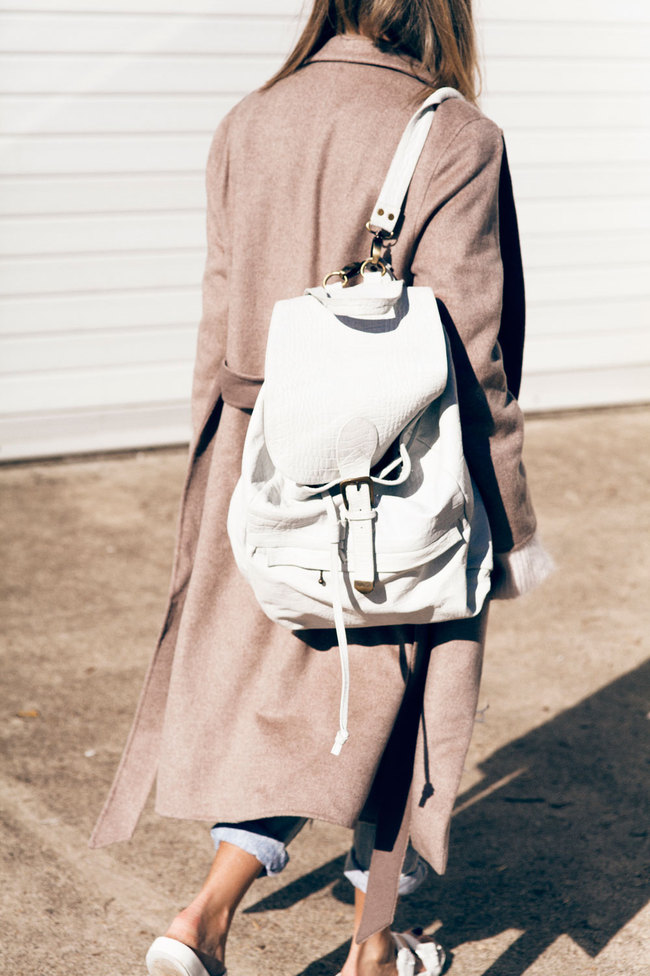 Як носити рюкзаки