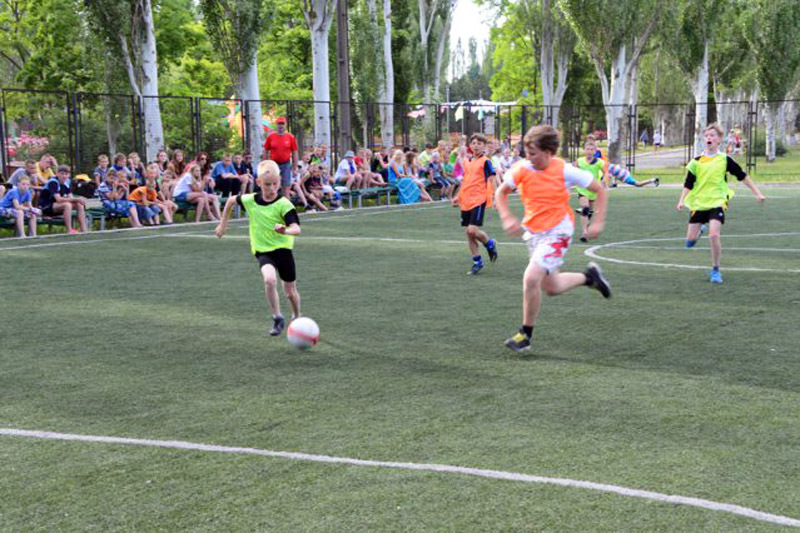 Літній табір для дітей 2016: Червона гвоздика