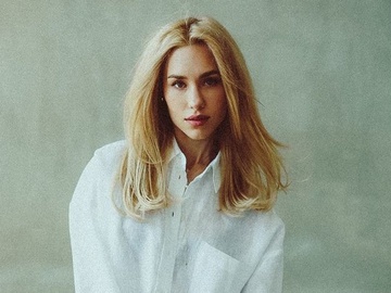 Квіткова пояснила, чому не показує у соцмережах свого батька