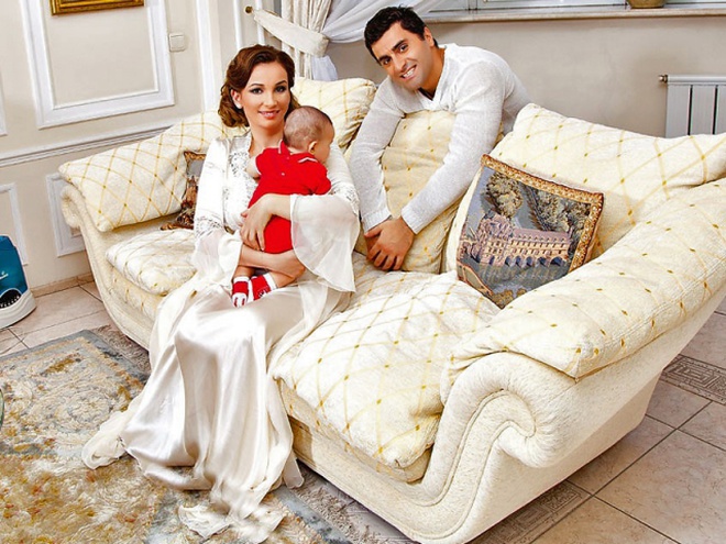 Анфіса Чехова показала дитину