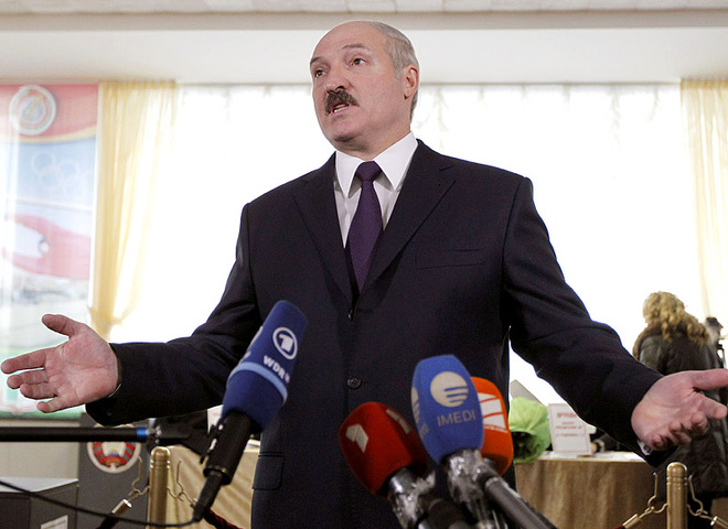 Как Александр Лукашенко голосовал
