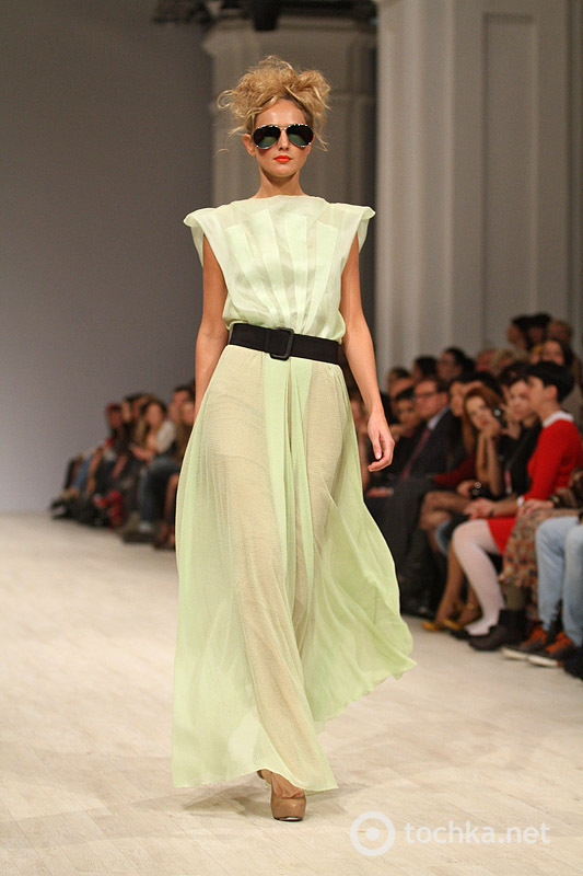 Показ Татьяна ЗЕМСКОВА / Елена ВОРОЖБИТ