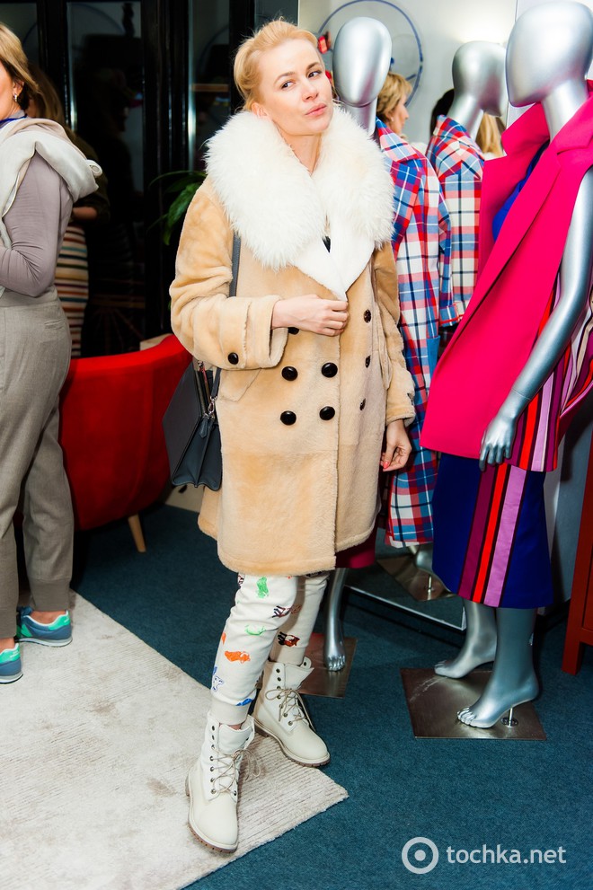 UFW, Гости 6-го дня