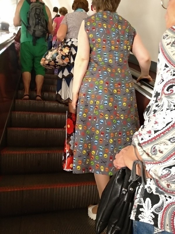 Модники в метро