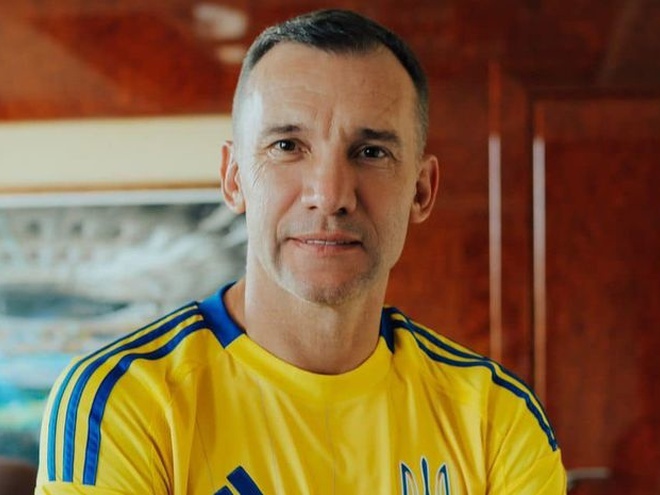 «Дякую за все»: Андрій Шевченко публічно звернувся до мами та показав її фото