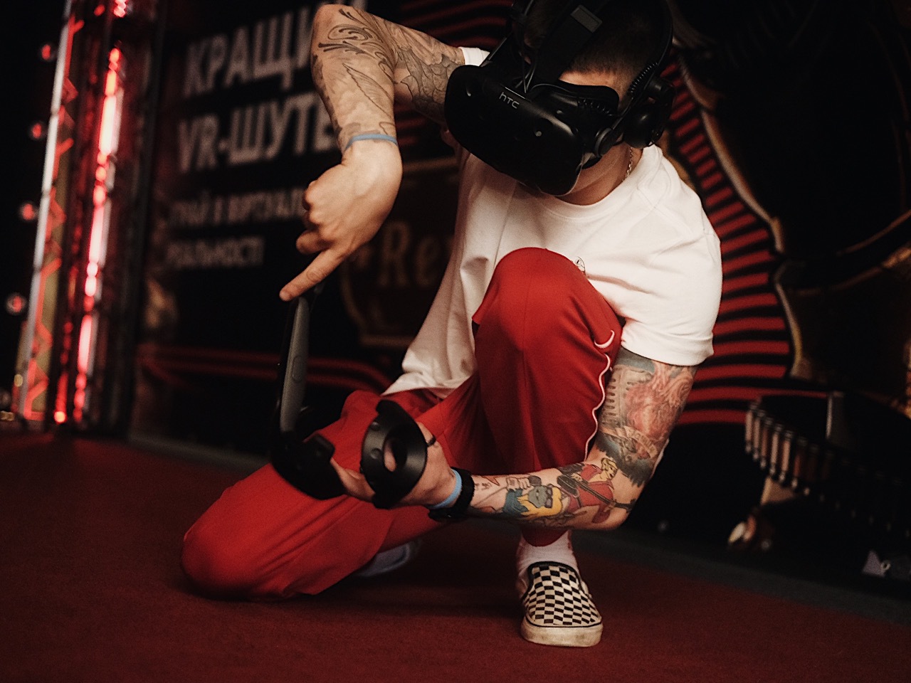 В Киеве прошла селебритиз-презентация игры RevolVR "Дикий запад"