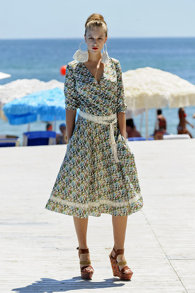 Holiday Fashion Week:SWIMWEAR FASHION SHOW BY LOZNEVAYA