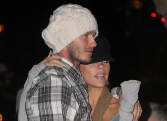 Виктория и Дэвид Бекхэм с сыном