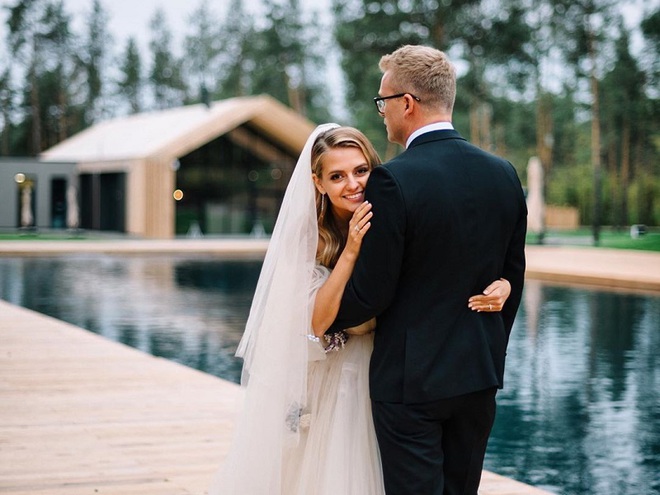 Сладко и тепло: где проведет медовый месяц ведущая "Ревизора Х"