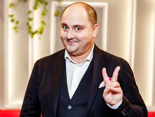 Юрий Ткач голос