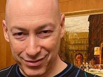 Гордон висловився про відео, на якому Басков цілує груди глядачки концерту